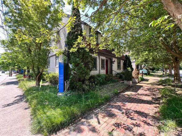 Asheville, NC 28803,1 Swan ST