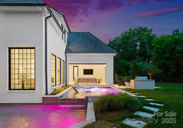 Charlotte, NC 28226,4714 Ockley Manor LN