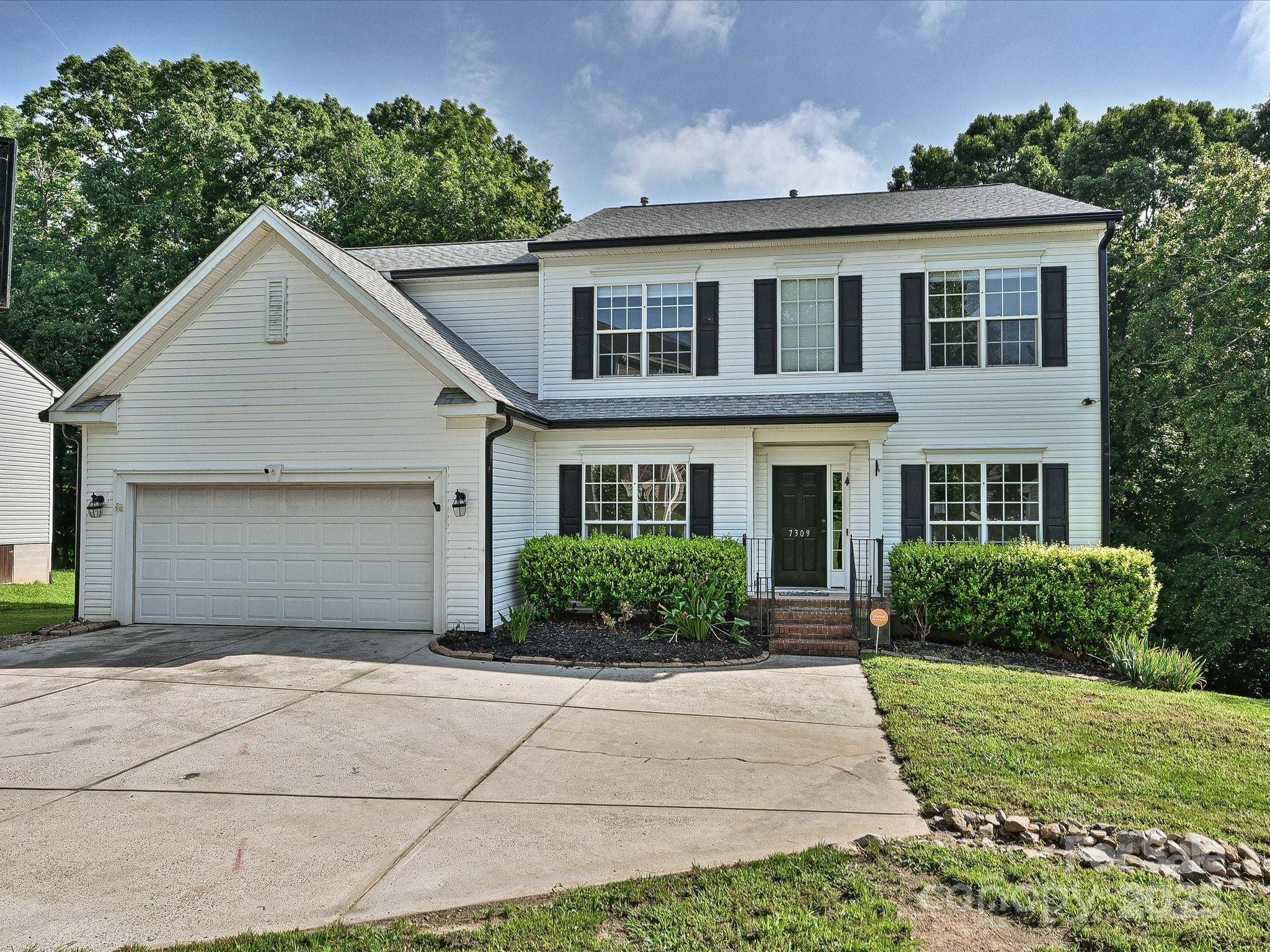 7309 Rock Hampton CT, Harrisburg, NC 28075