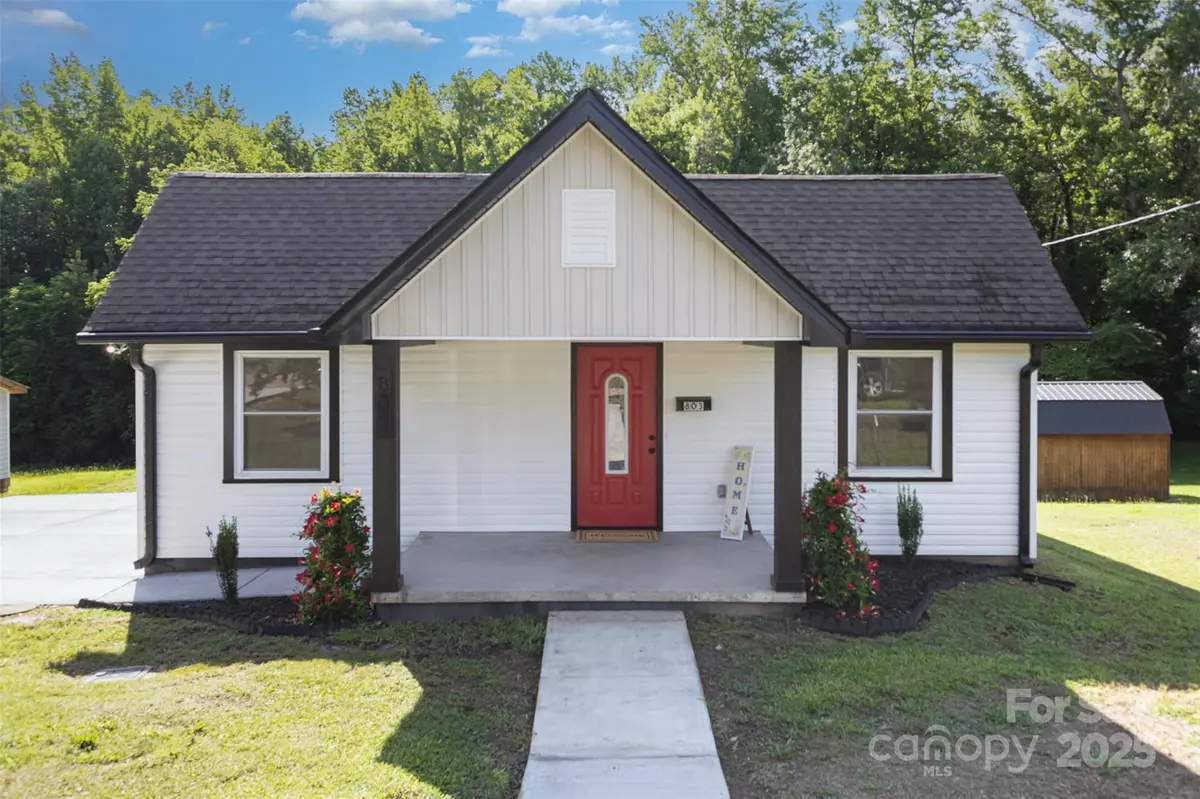 Kannapolis, NC 28083,803 Irene AVE