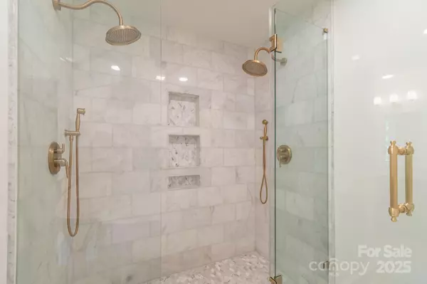 Wesley Chapel, NC 28110,5402 Weddington RD