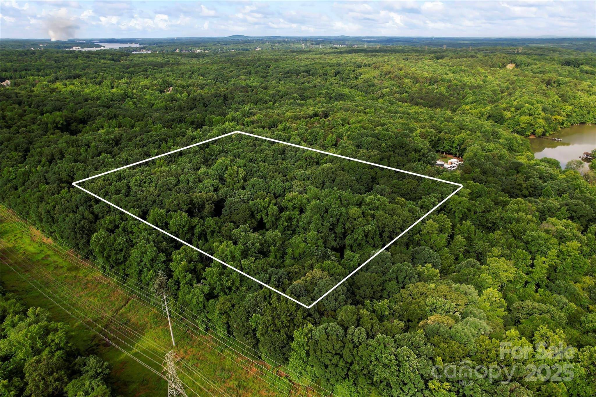 Charlotte, NC 28278,10717 Wildlife RD