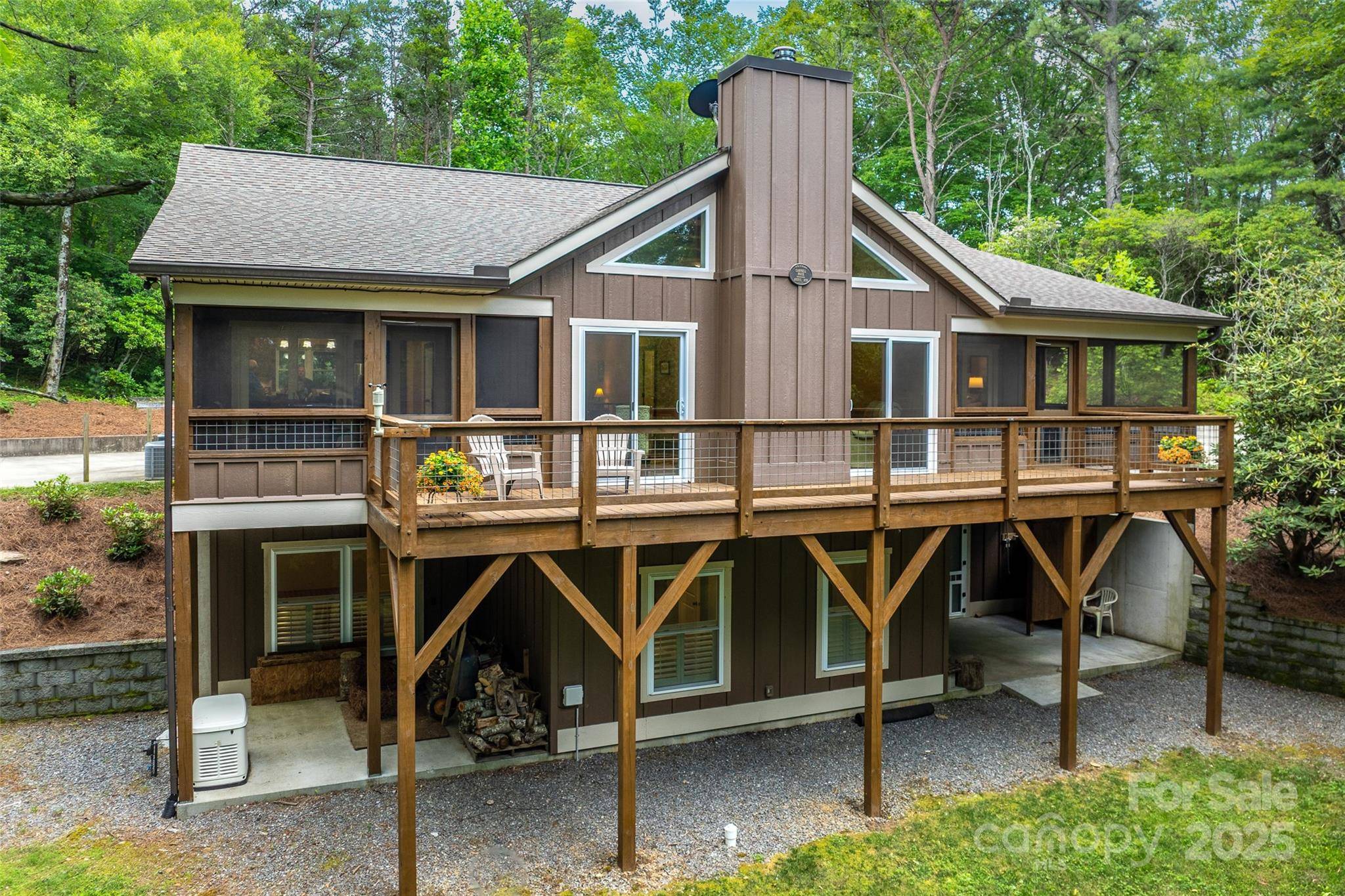 55 E Lake DR, Fairview, NC 28730