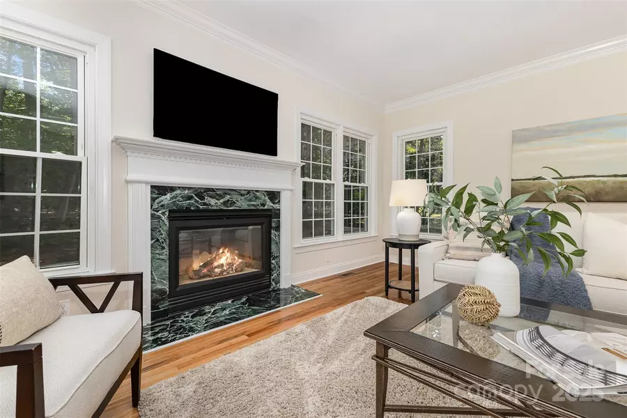 2919 Shady Reach LN, Charlotte, NC 28214