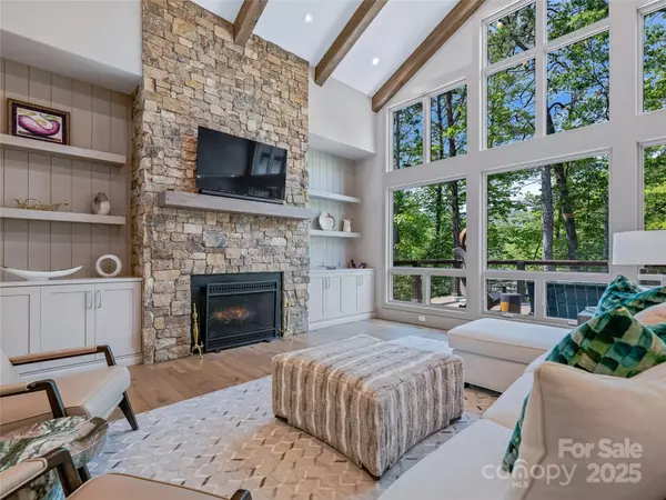 Arden, NC 28704,3 Nestlewood DR