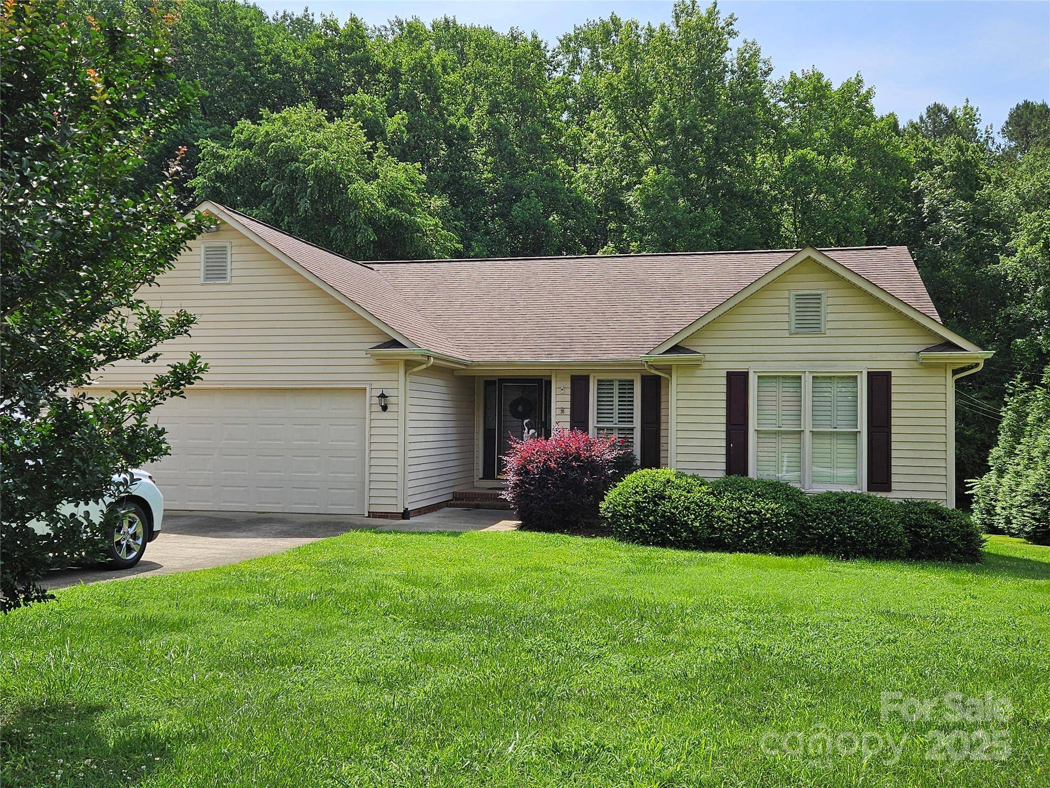 217 Rock Creek DR, Lincolnton, NC 28092