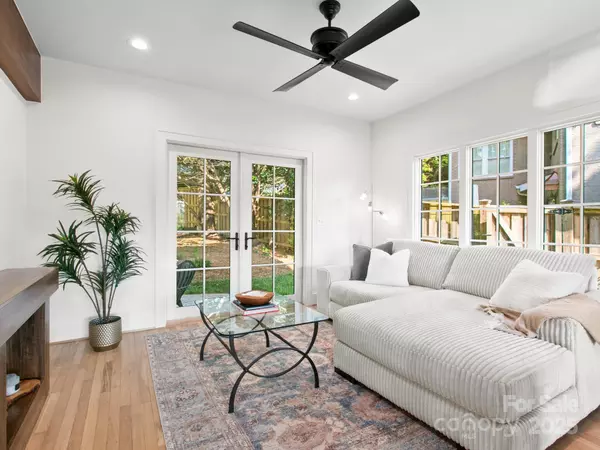 Asheville, NC 28803,18 Normandy RD