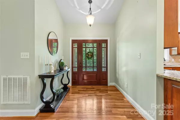 Vale, NC 28168,1313 Western Hills LN
