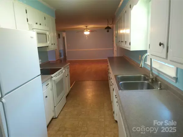 Lincolnton, NC 28092,315 Terrace PL #9