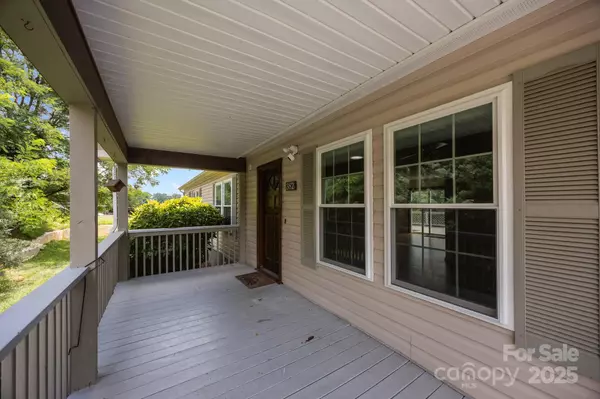 Asheville, NC 28803,382 Onteora BLVD