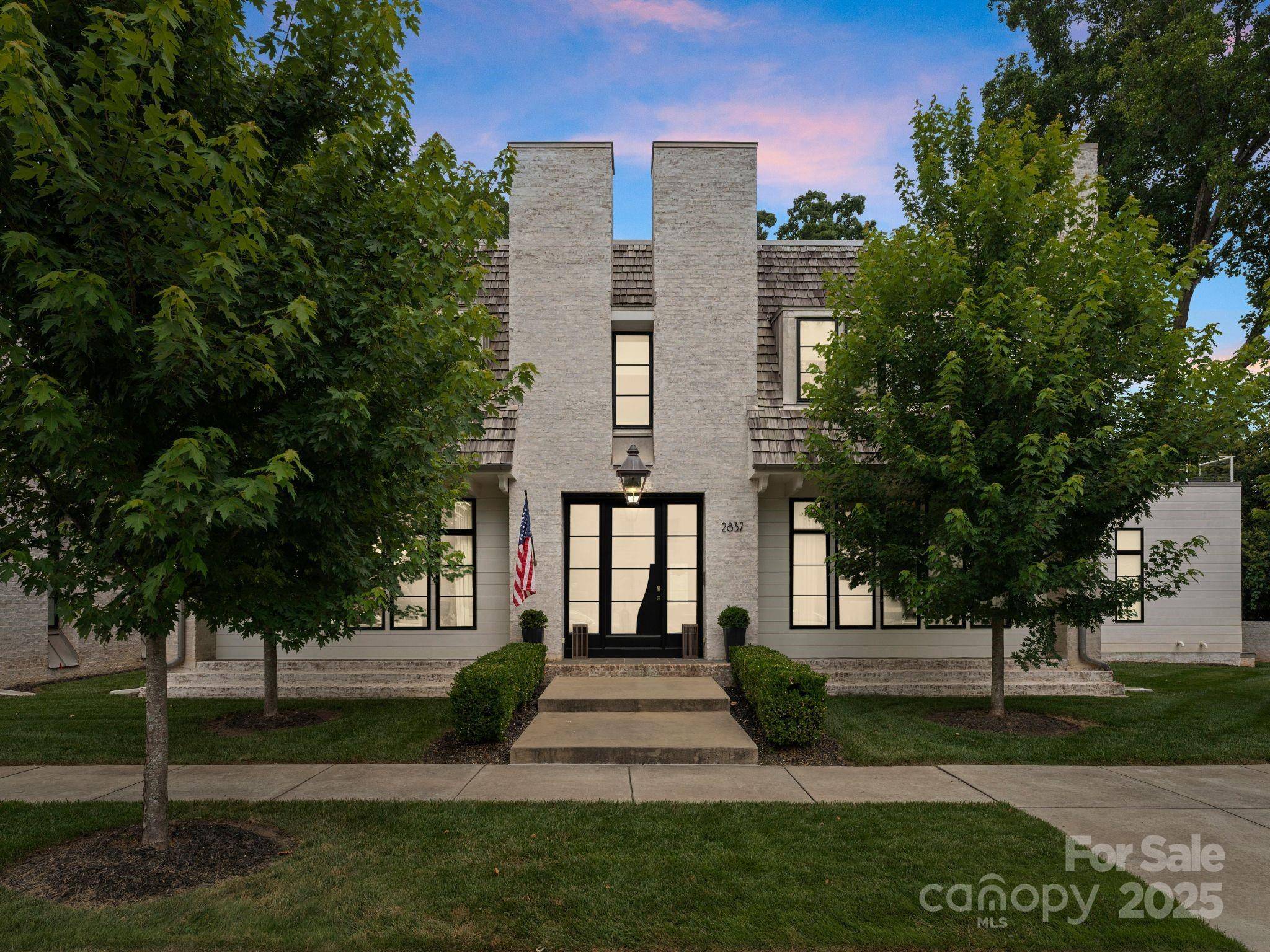 2837 Kenwood Sharon LN, Charlotte, NC 28211