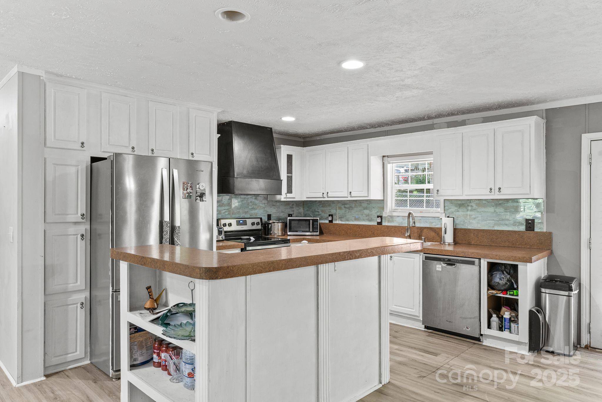 Clyde, NC 28721,27 Sage WAY