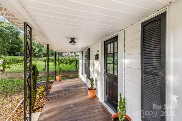 Kannapolis, NC 28083,402 Ford ST