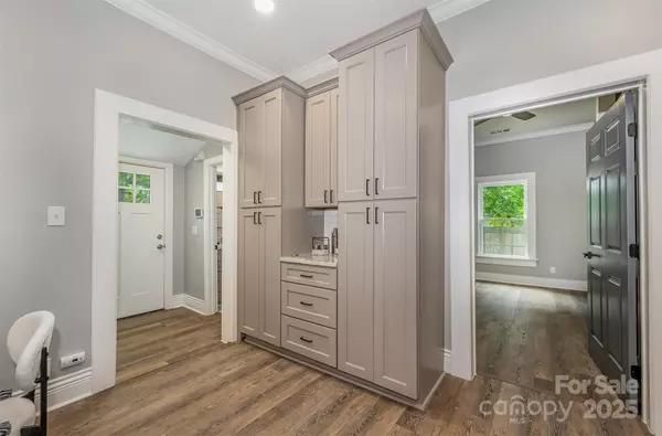 Stanley, NC 28164,201 Valley ST