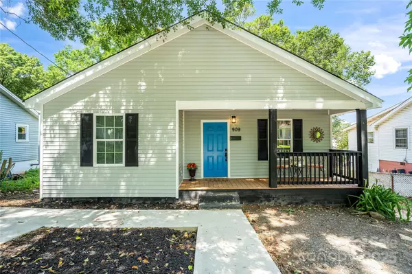 Gastonia, NC 28052,909 Gibbons ST