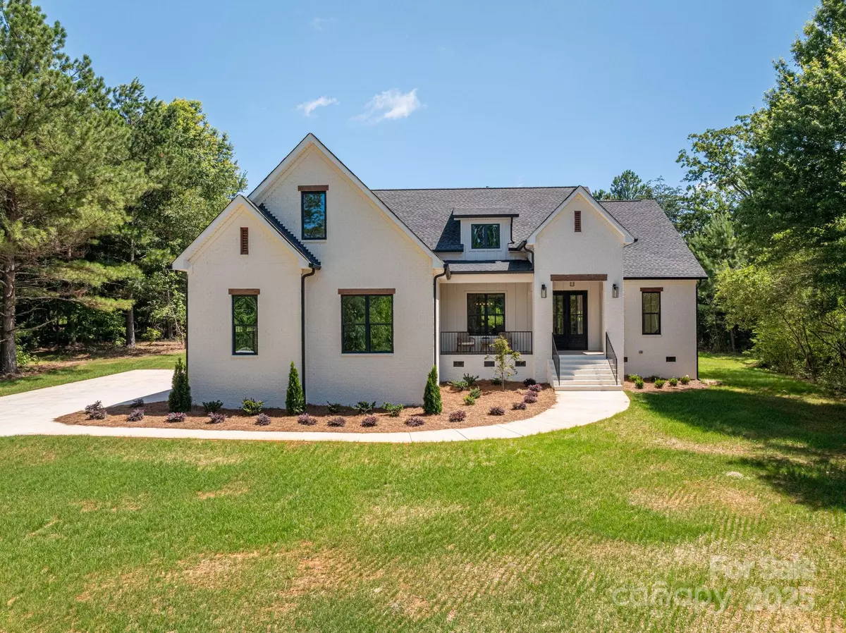 Clover, SC 29710,1062 Sage Pine CIR