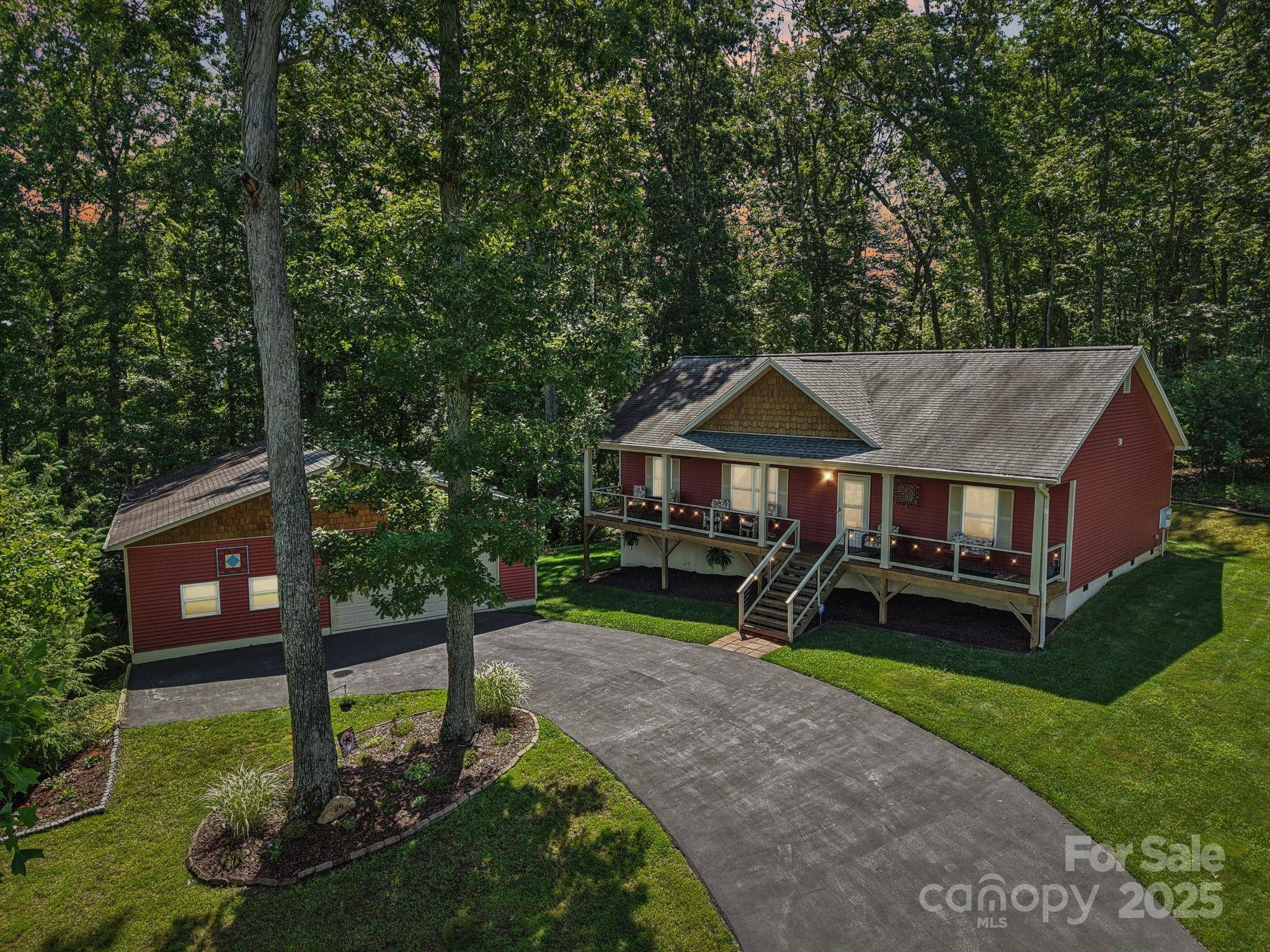 Mills River, NC 28759,39 Catatoga LN