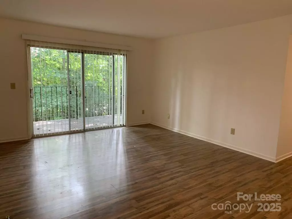 Charlotte, NC 28213,216 Orchard Trace LN #7