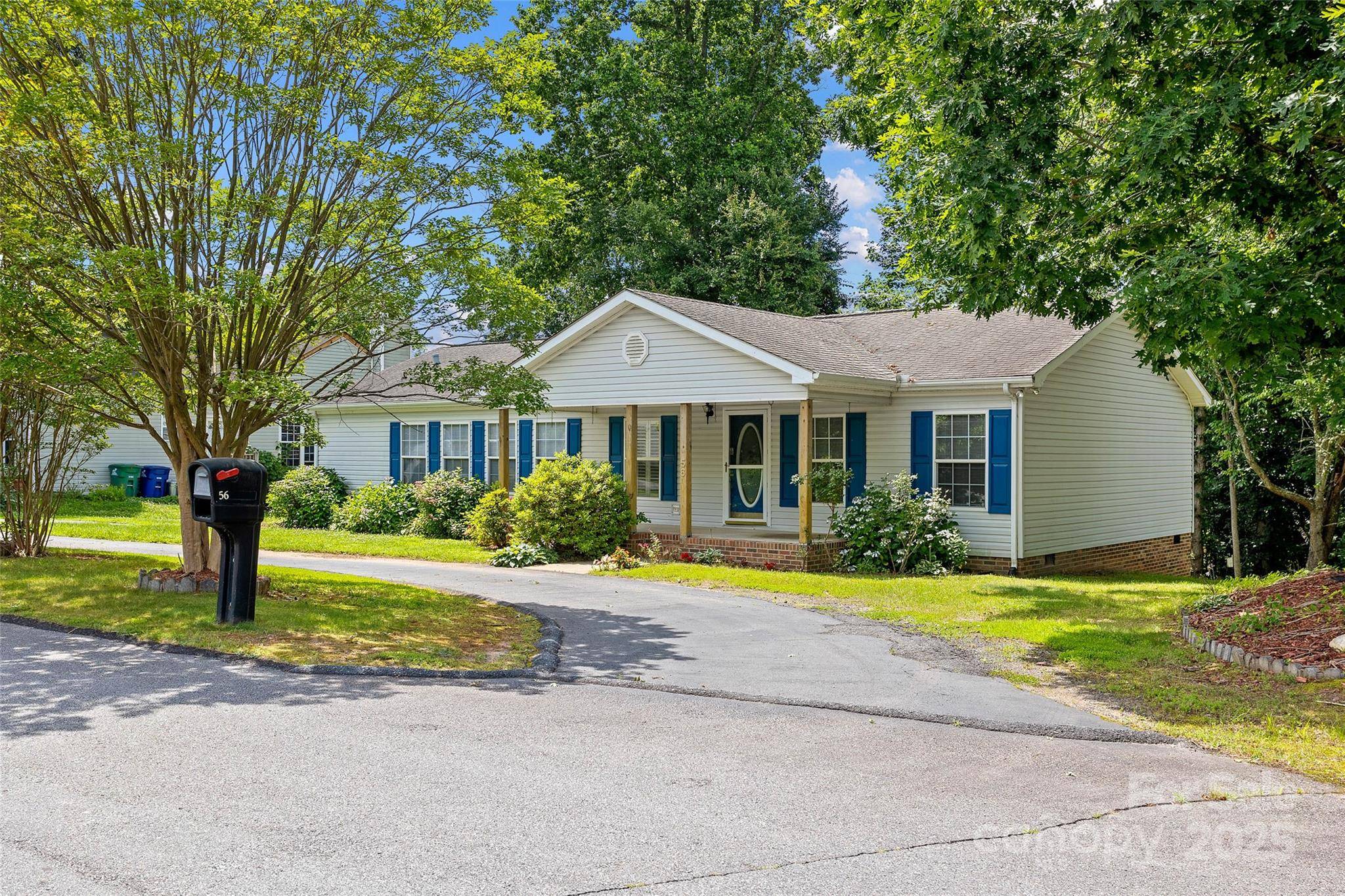 Arden, NC 28704,56 Founders WAY