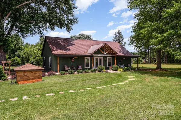 Rockwell, NC 28138,835 Holshouser RD