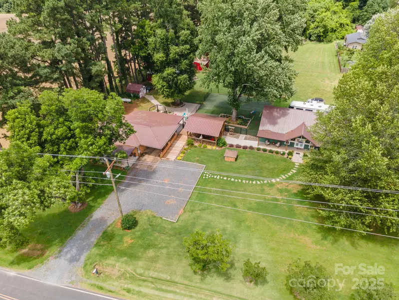 835 Holshouser RD, Rockwell, NC 28138