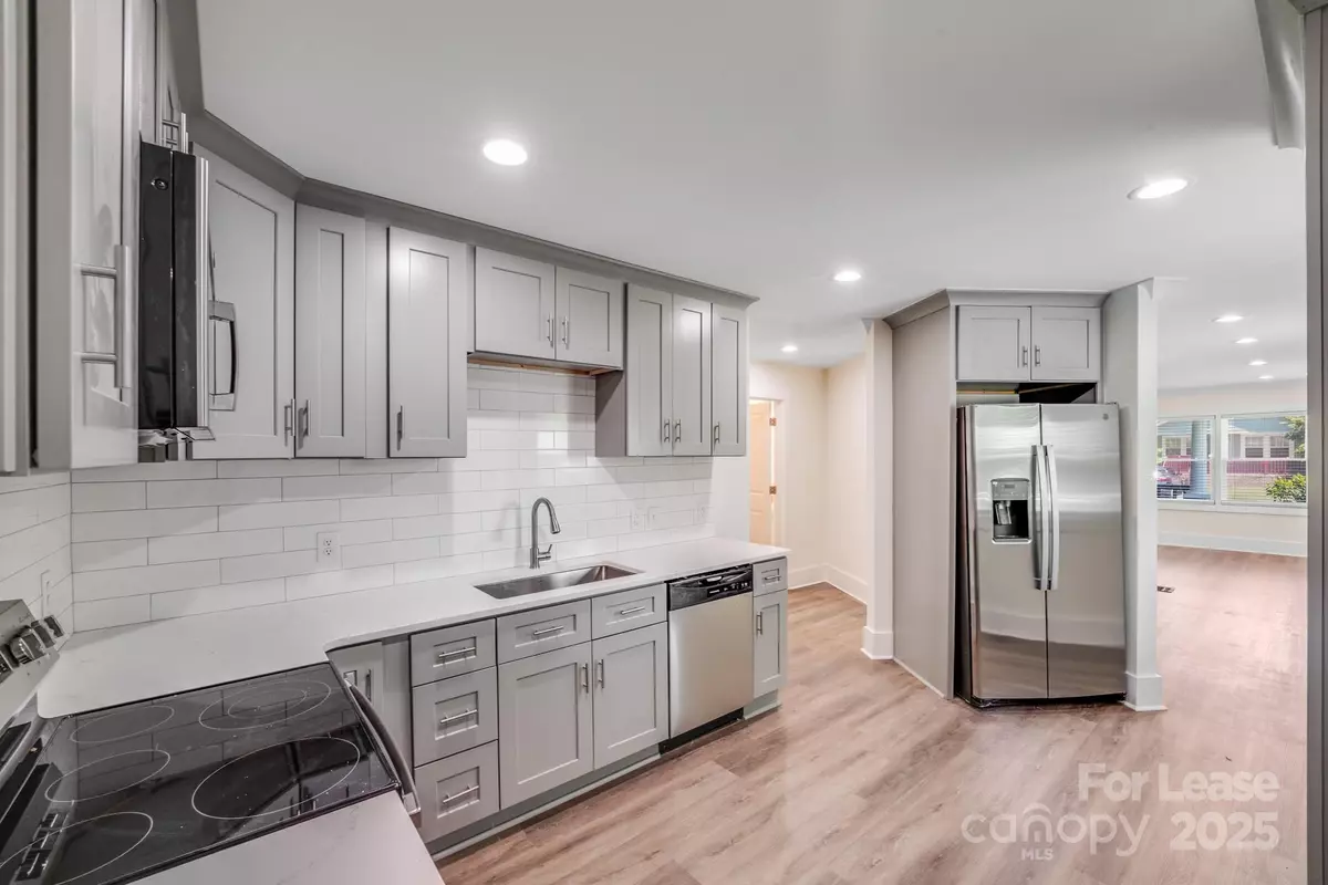 Charlotte, NC 28206,1101 Justice AVE