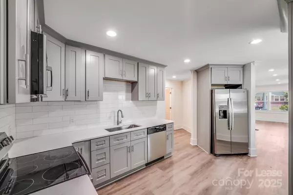 1101 Justice AVE, Charlotte, NC 28206