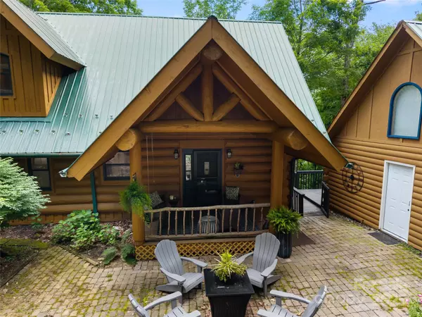 205 Chestnut VLG, Mars Hill, NC 28754