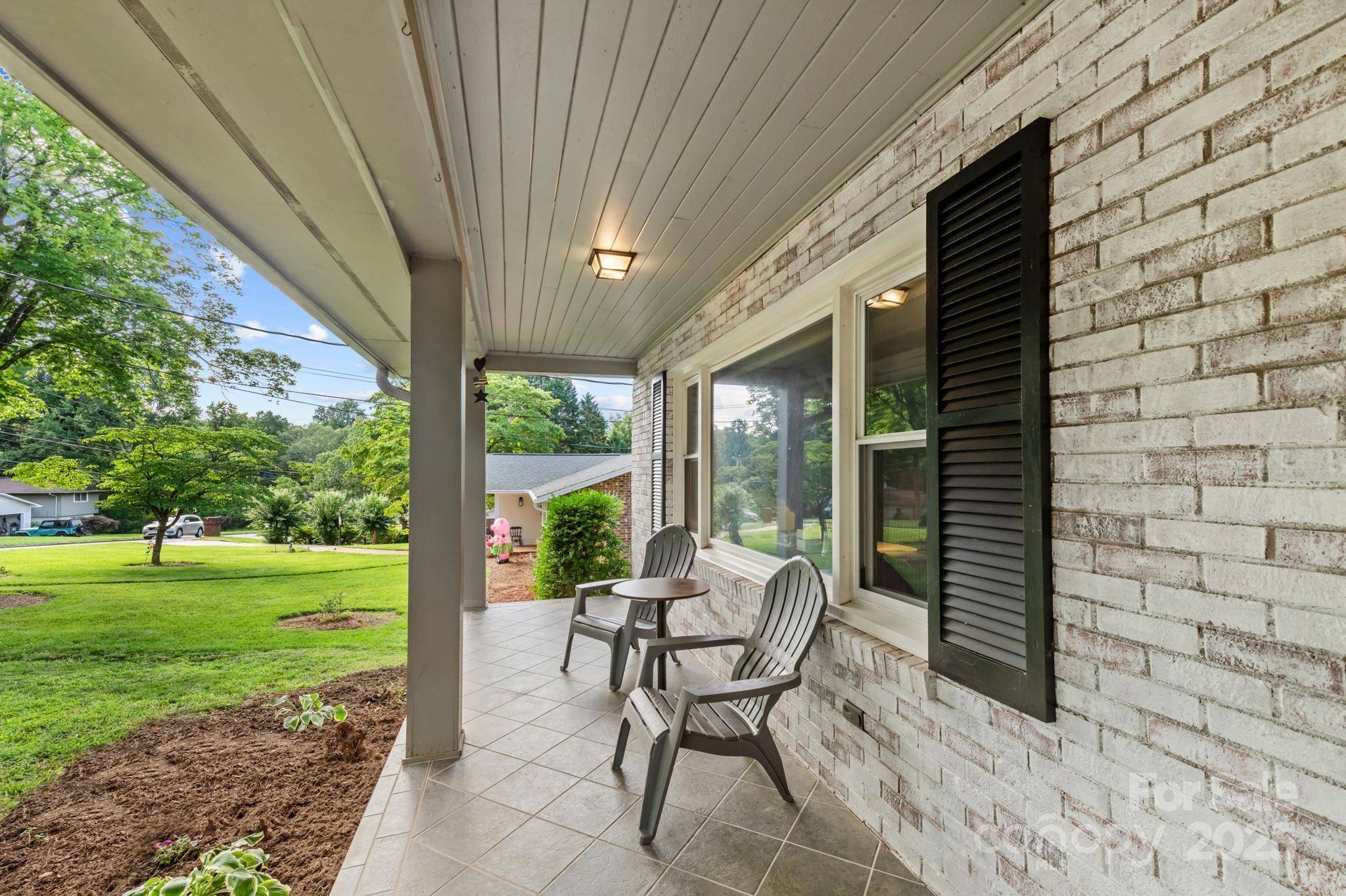 Hickory, NC 28601,310 25th AVE NW
