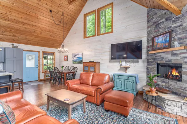 Maggie Valley, NC 28751,294 Gadohi TRL