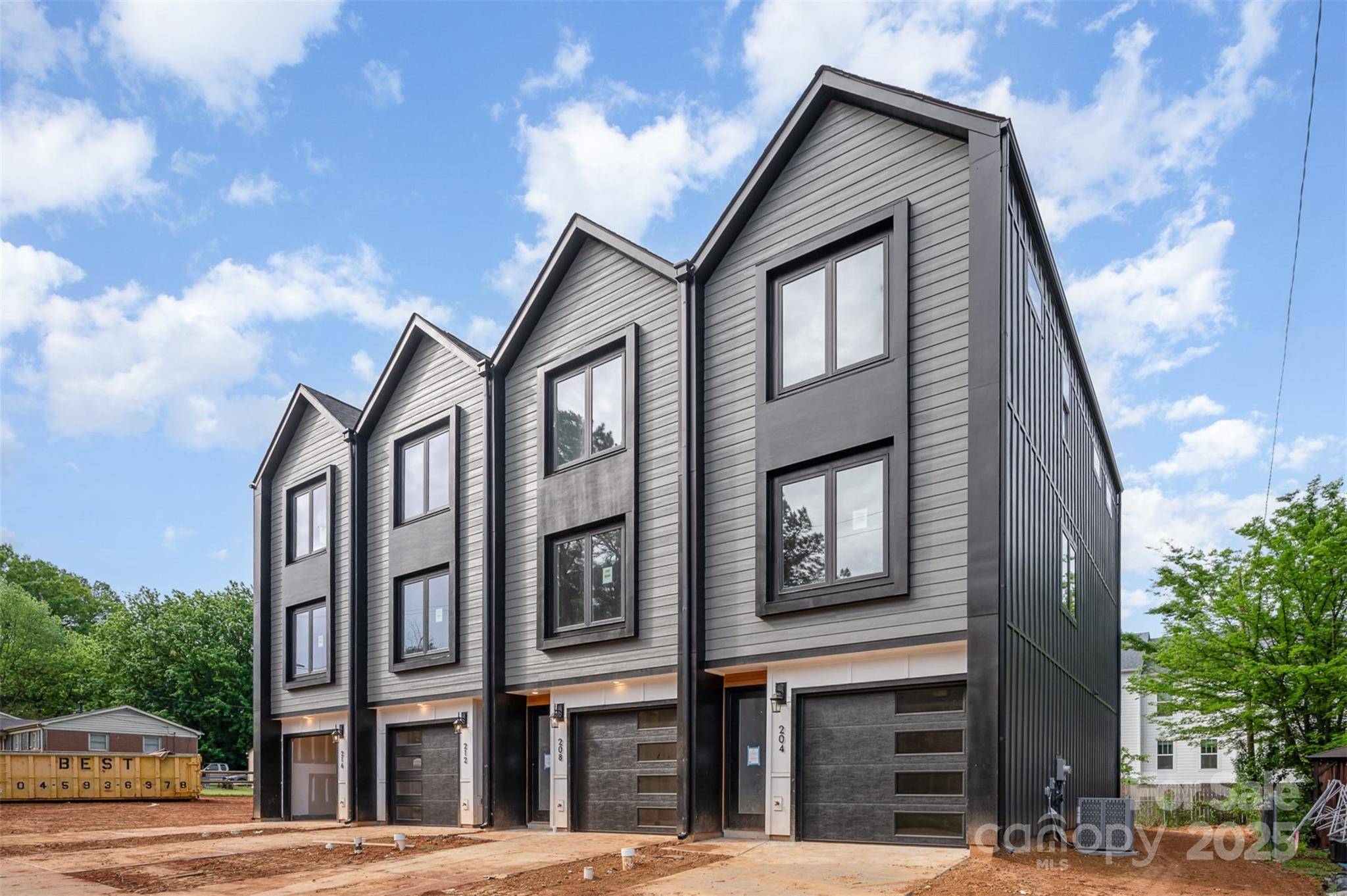 216 Mattoon ST, Charlotte, NC 28216