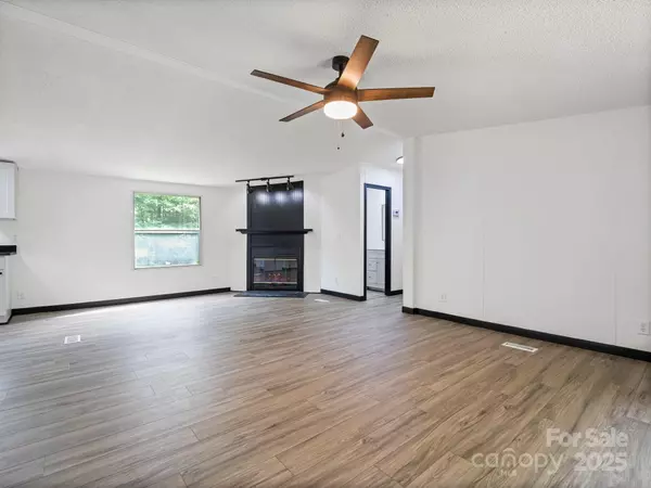 Morganton, NC 28655,2270 Hartland Forest DR