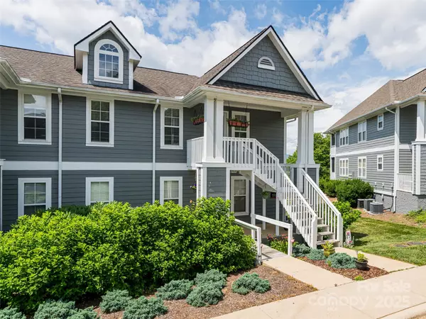 4506 Breakers LN, Asheville, NC 28806