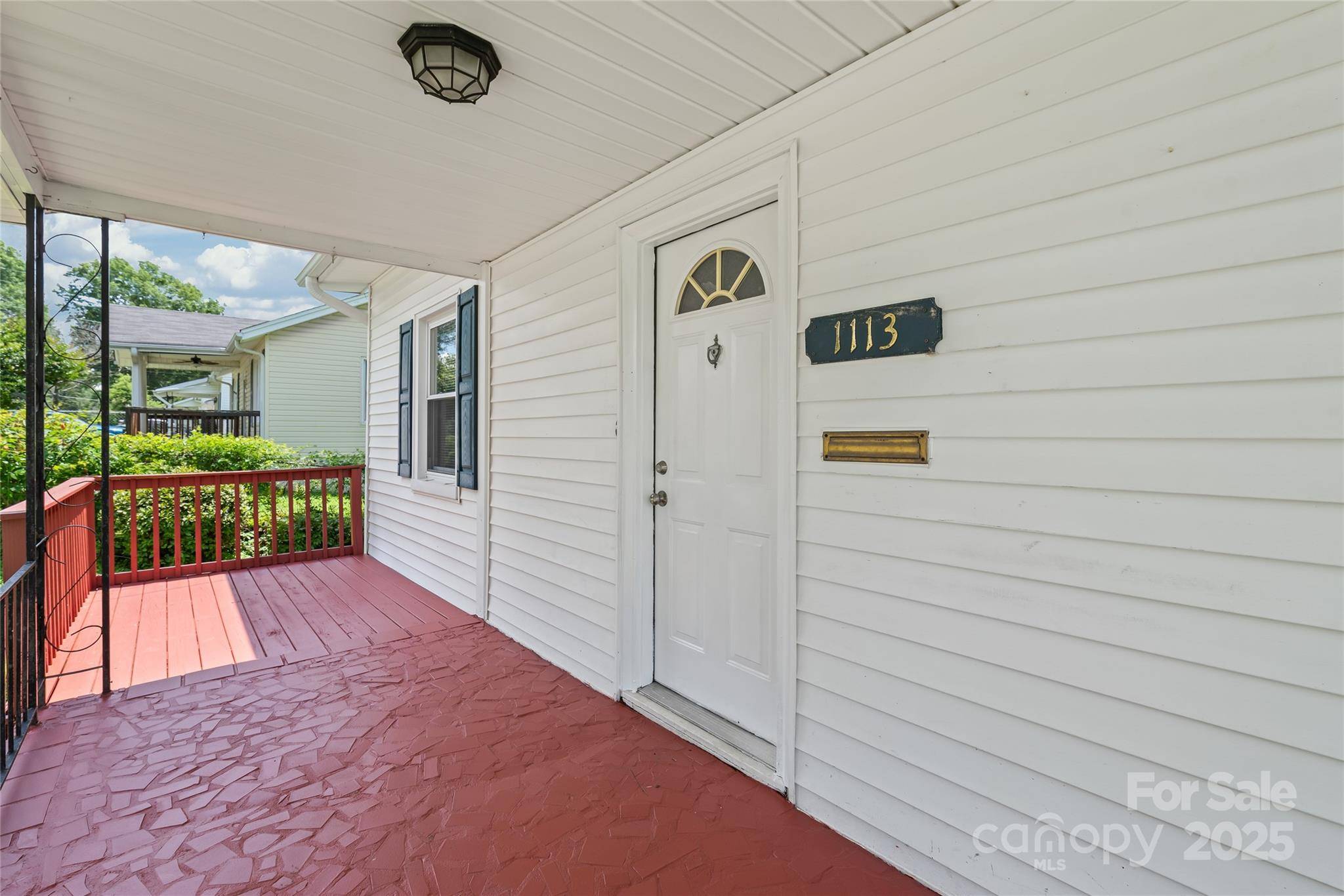 Gastonia, NC 28052,1113 W 4th AVE