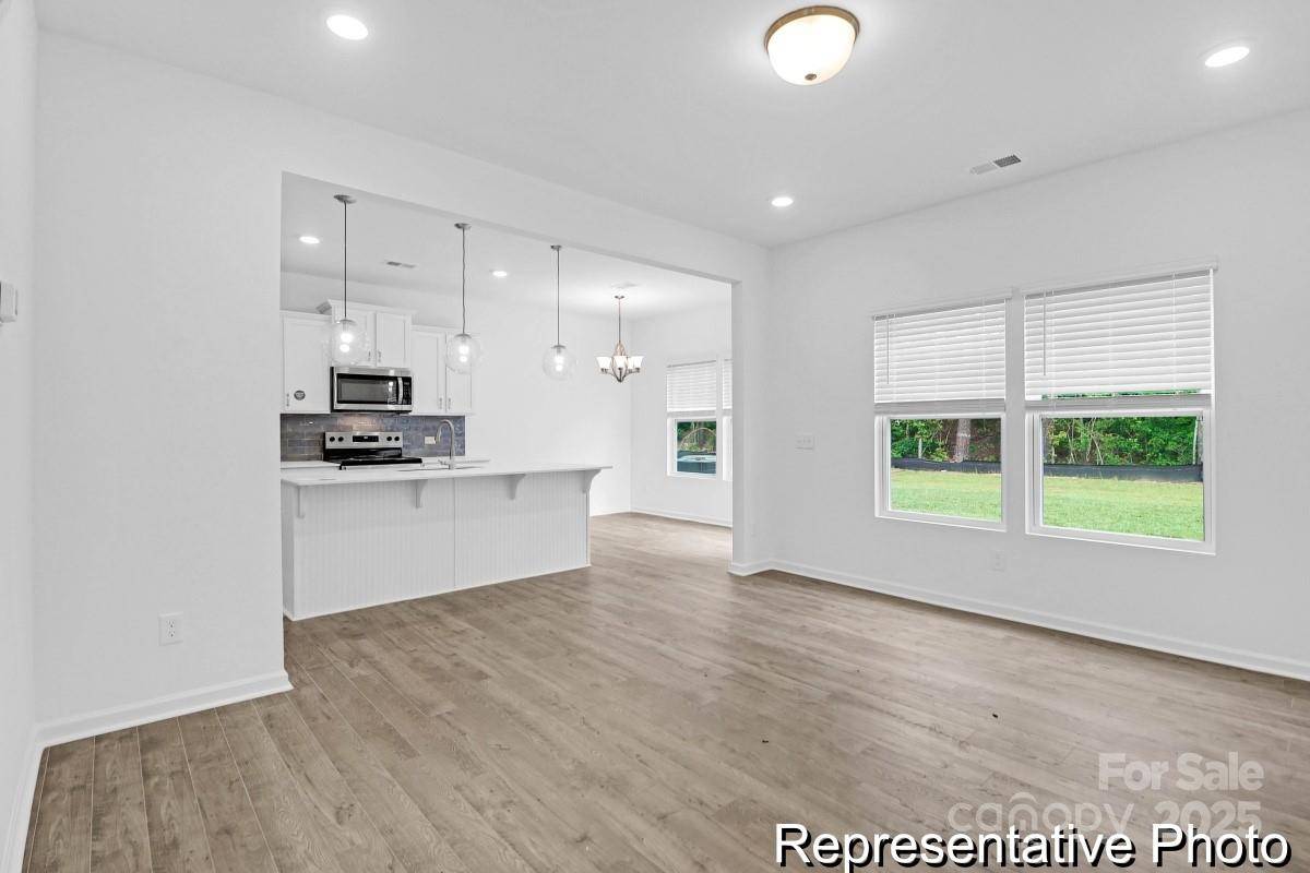 Charlotte, NC 28208,650 Wabash AVE #1