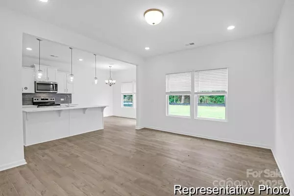 Charlotte, NC 28208,614 Wabash AVE #9