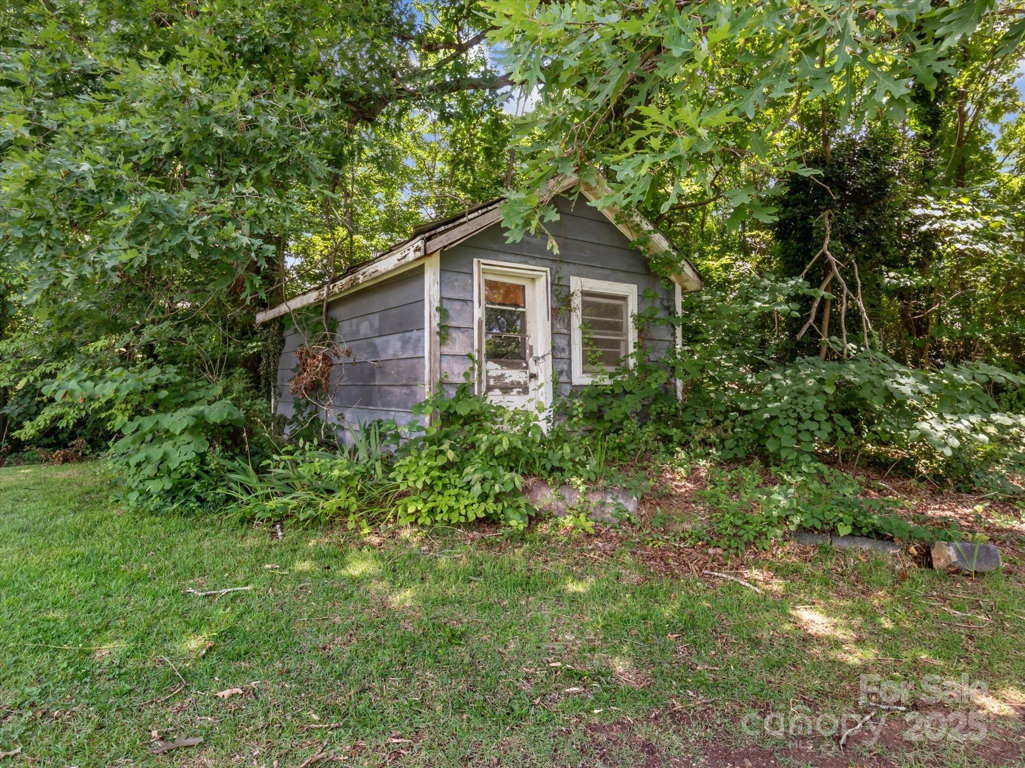 Nebo, NC 28761,859 Stacy Hill RD