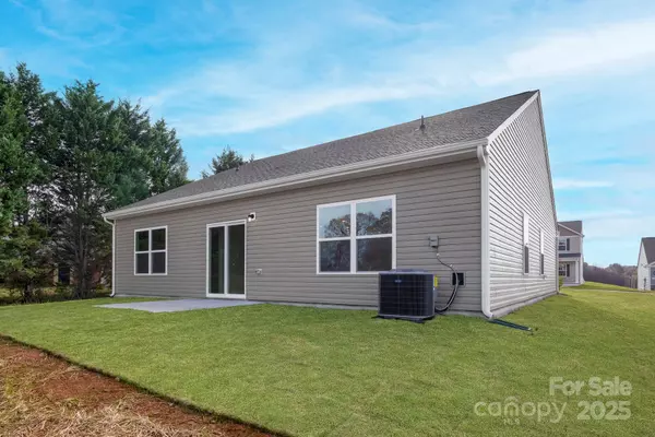 Winston Salem, NC 27127,1047 Russell DR