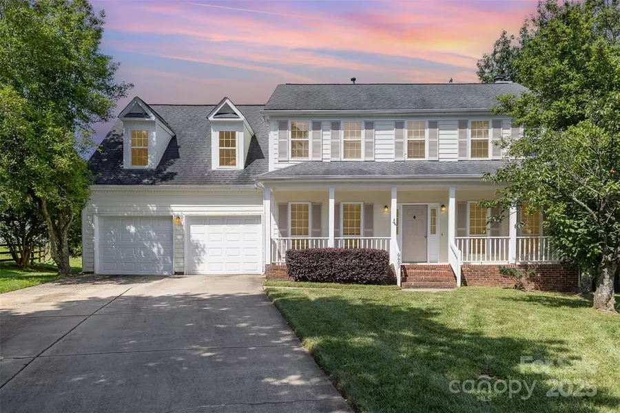 6603 Brenock LN, Charlotte, NC 28269
