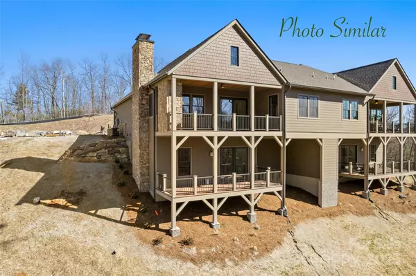 Hendersonville, NC 28739,18 Chimney Chase TRL