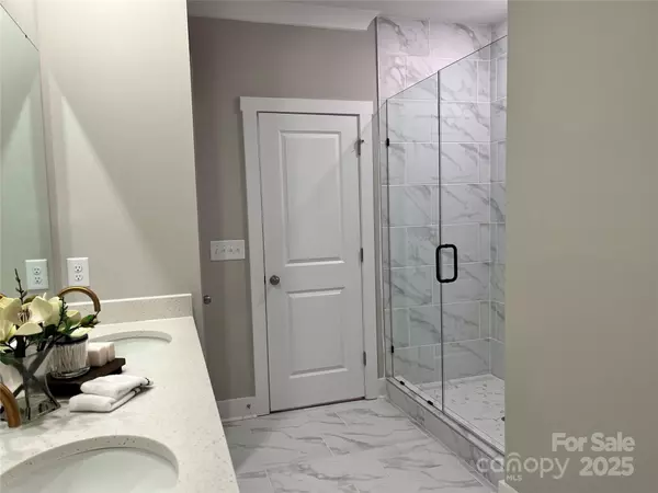 Indian Trail, NC 28079,1045 Mapletree LN