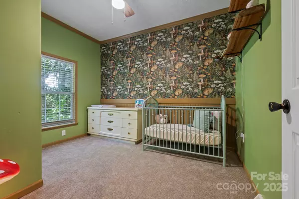 Leicester, NC 28748,99 Indian Hill DR