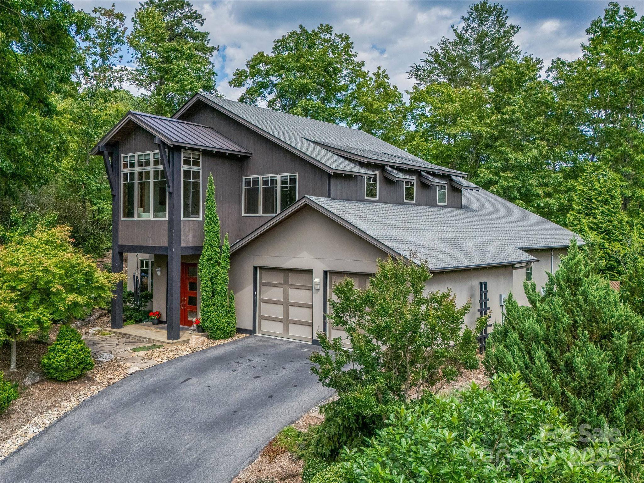 3 Turkey Roost CT, Fairview, NC 28730