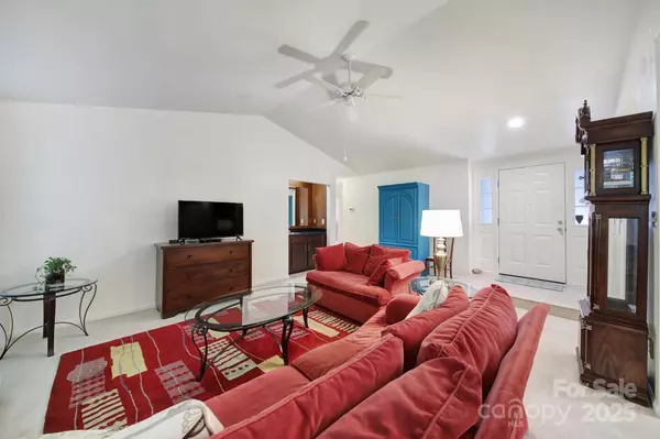 Charlotte, NC 28270,8416 Rittenhouse CIR