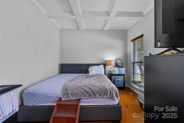 Winston Salem, NC 27103,2953 Cameron Village CT