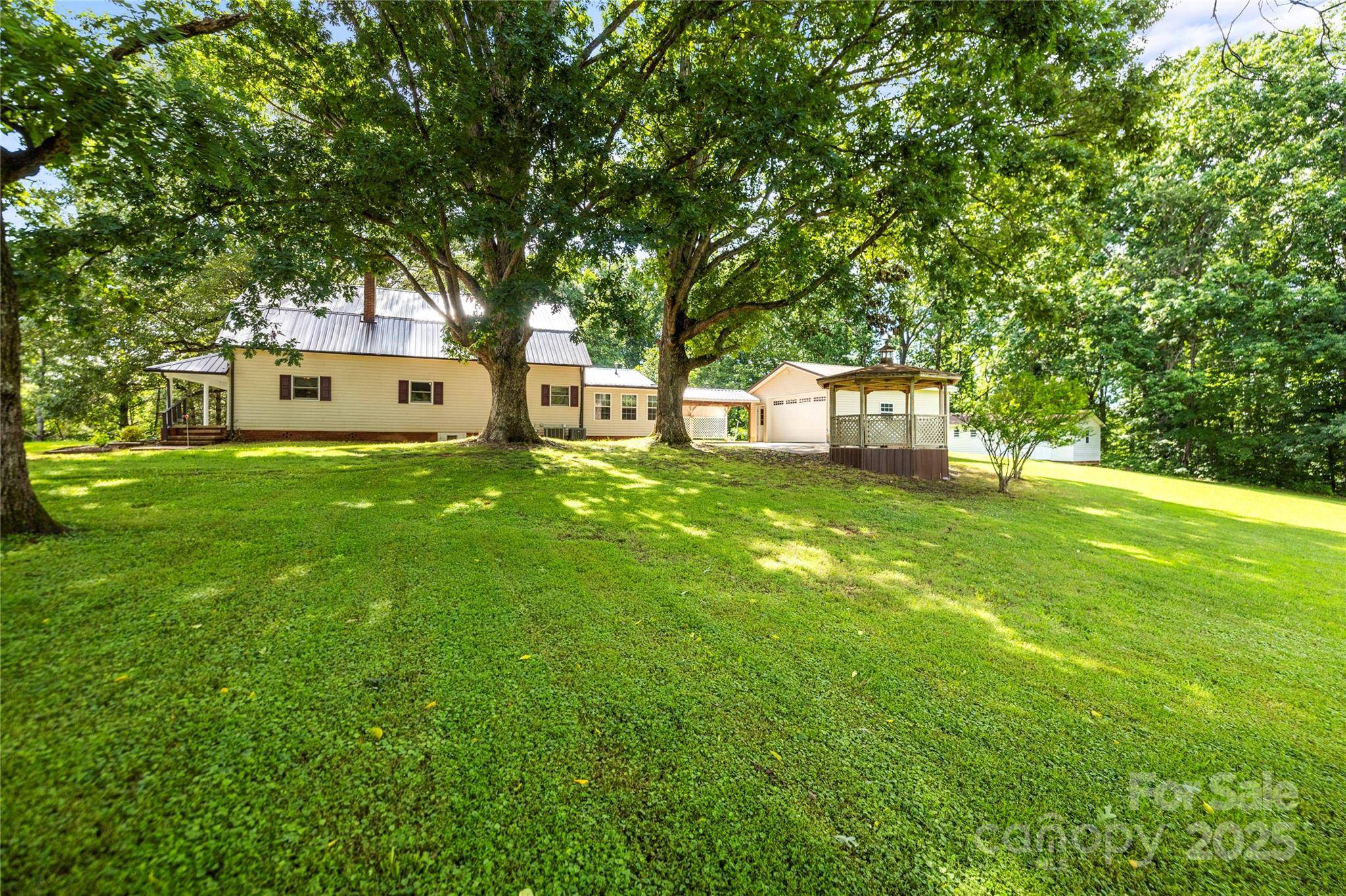 Newton, NC 28658,2028 Old Latter RD