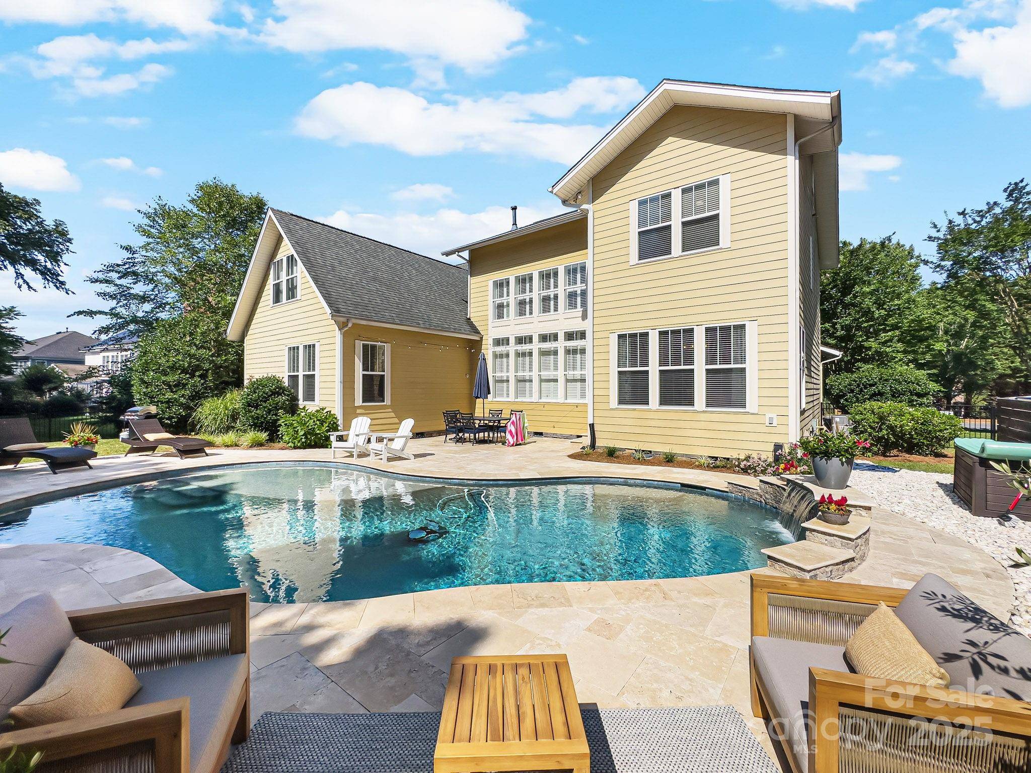 Tega Cay, SC 29708,163 Shoreline Pkwy
