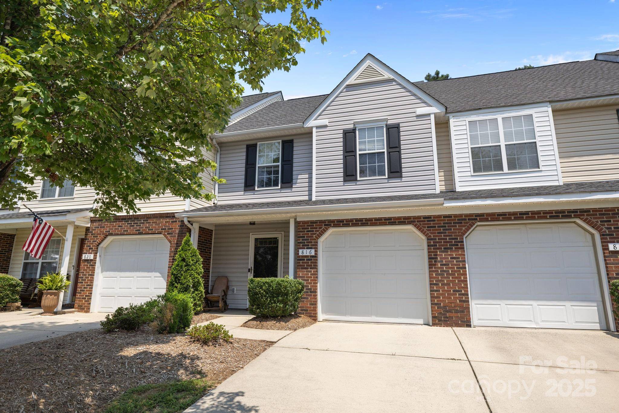 816 Pelican Bay DR, Pineville, NC 28134