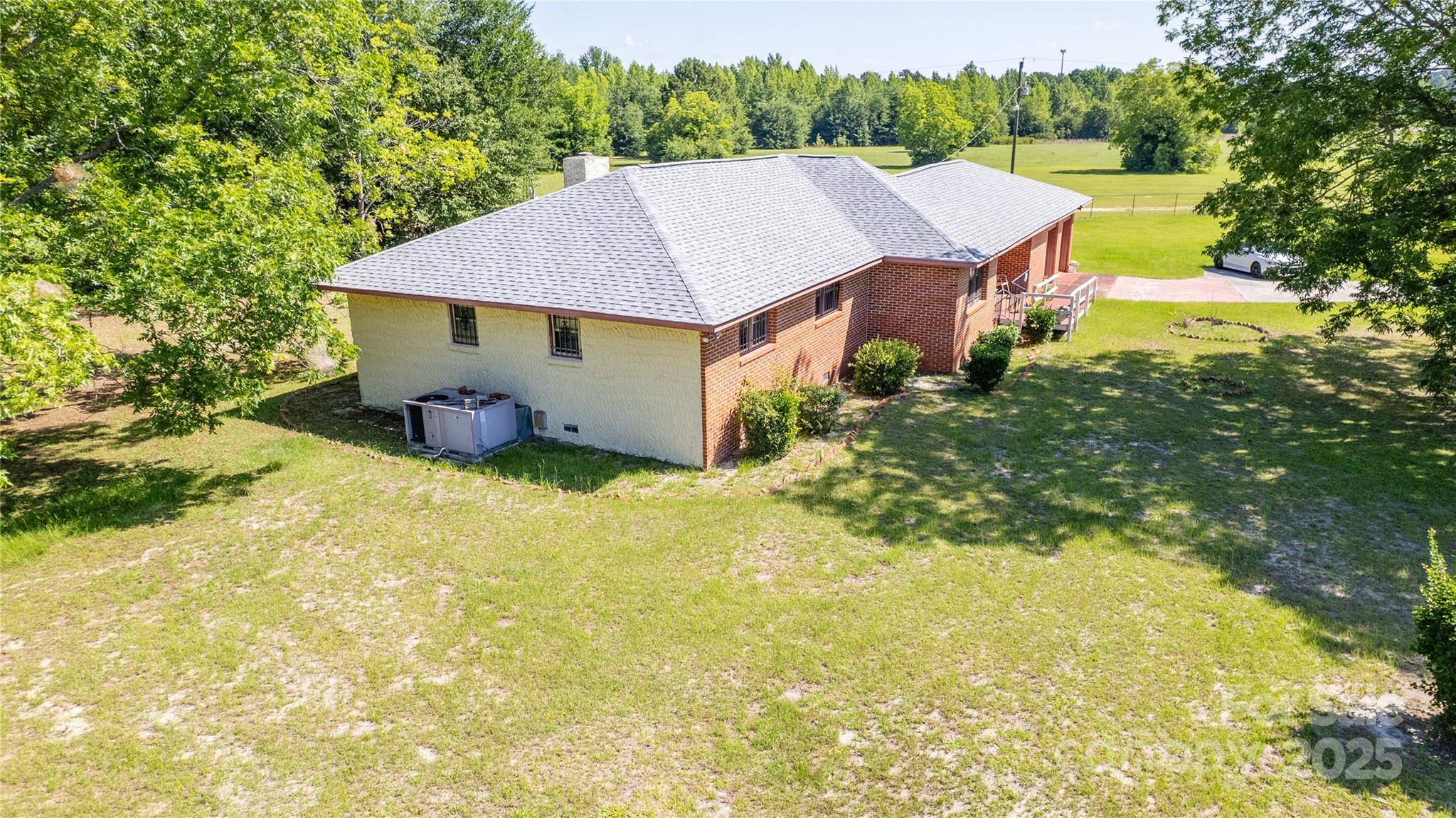 Darlington, SC 29540,1444 Society Hill RD