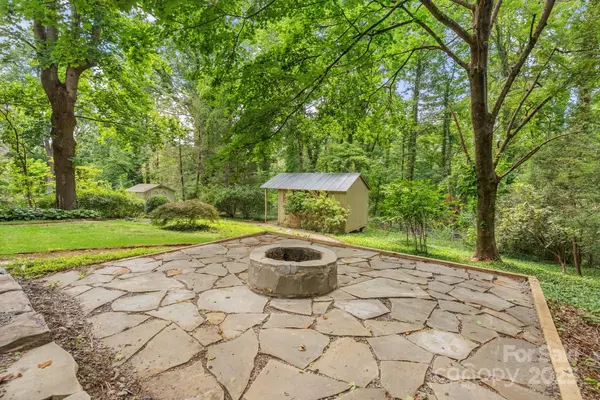 Asheville, NC 28805,115 Aurora DR